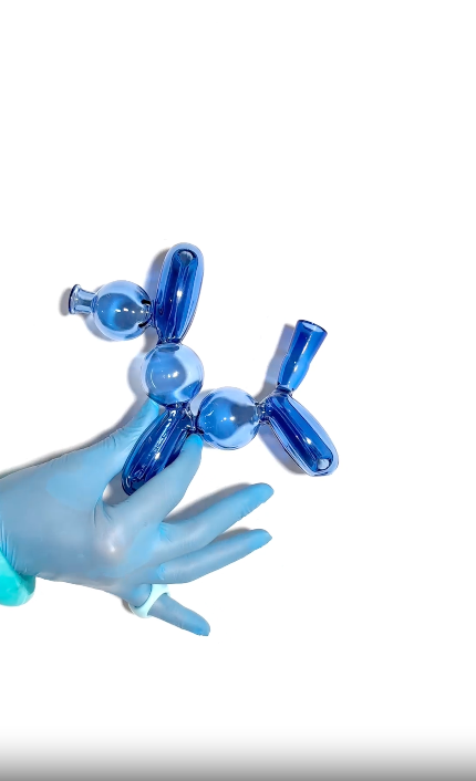 Light blue balloon dog shaped glass dab rig with clear banger attachment video